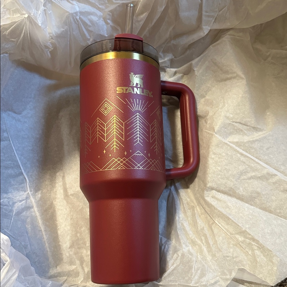 NWT/NIB Stanley WINTERSCAPE FLOWSTATE TUMBLER | 40 OZ Cranberry